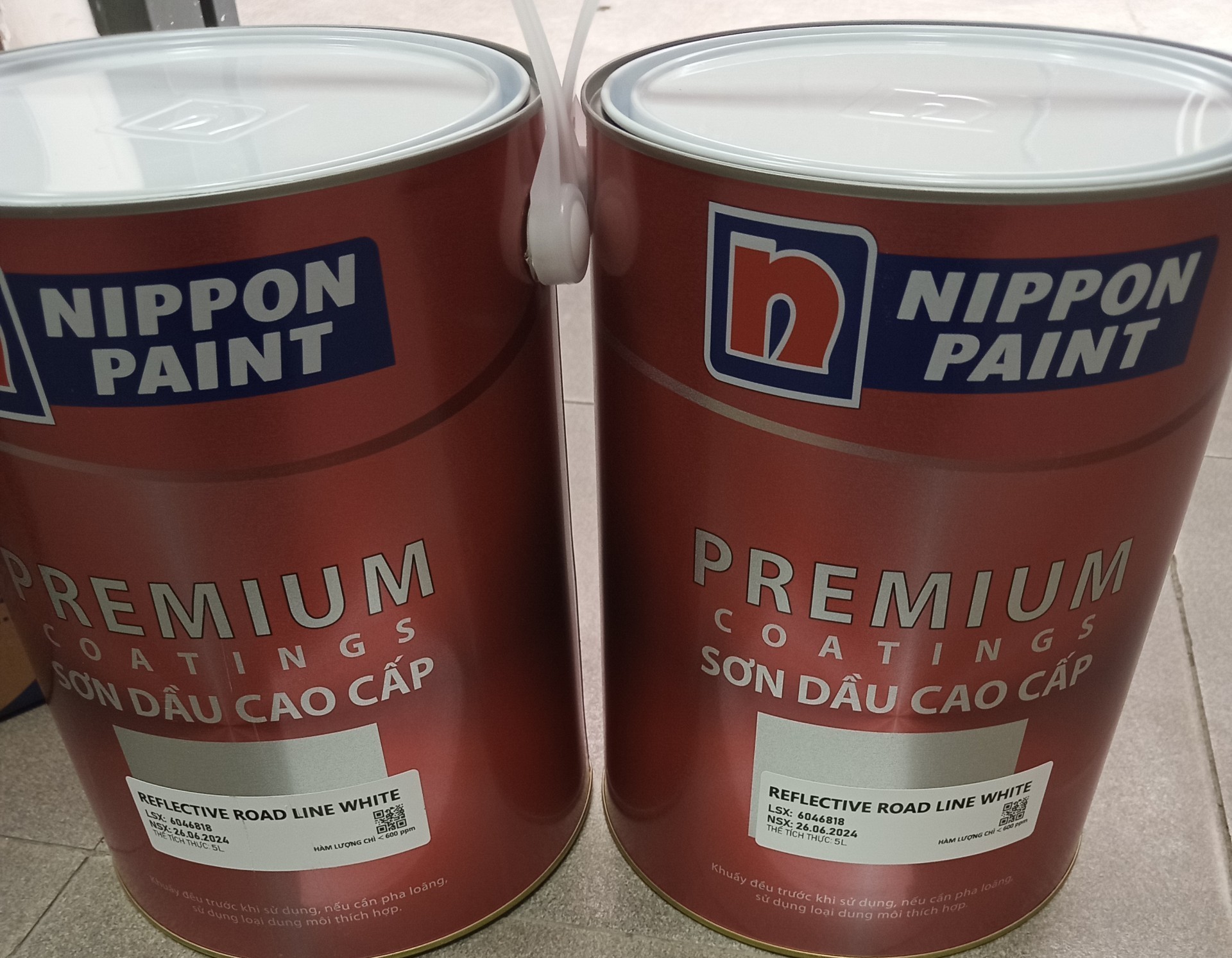 Công Ty Cung Cấp Sơn Phản Quang Nippon Trắng, Đỏ, Vàng, Đen Giá Rẻ