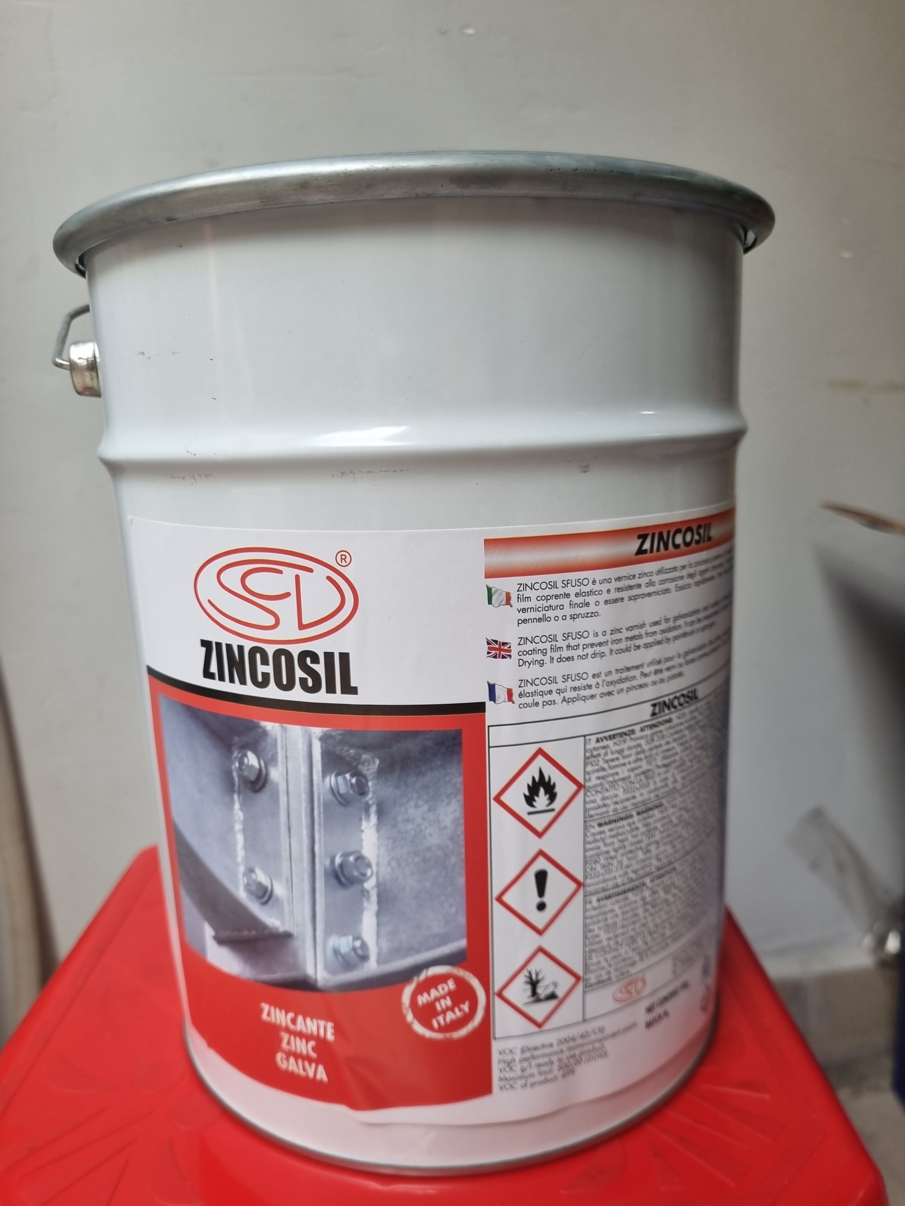 Sơn Zincosil SFUso bền ngoài trời – Bền màu lâu dài